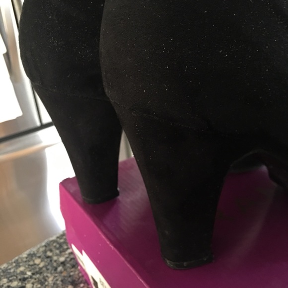 Black ankle boots - Picture 3 of 5